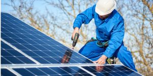 Installation Maintenance Panneaux Solaires Photovoltaïques à Ussel